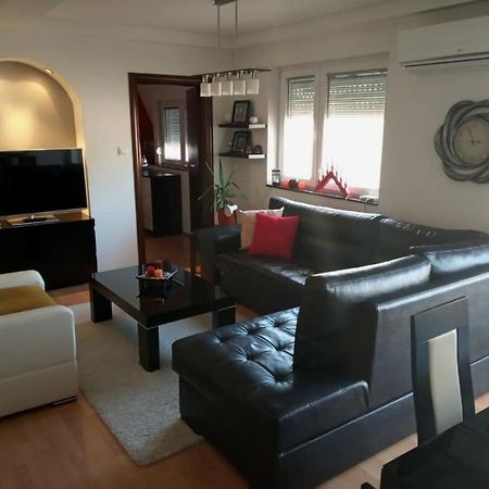 Brand New Apt In City Center Bitola Kültér fotó